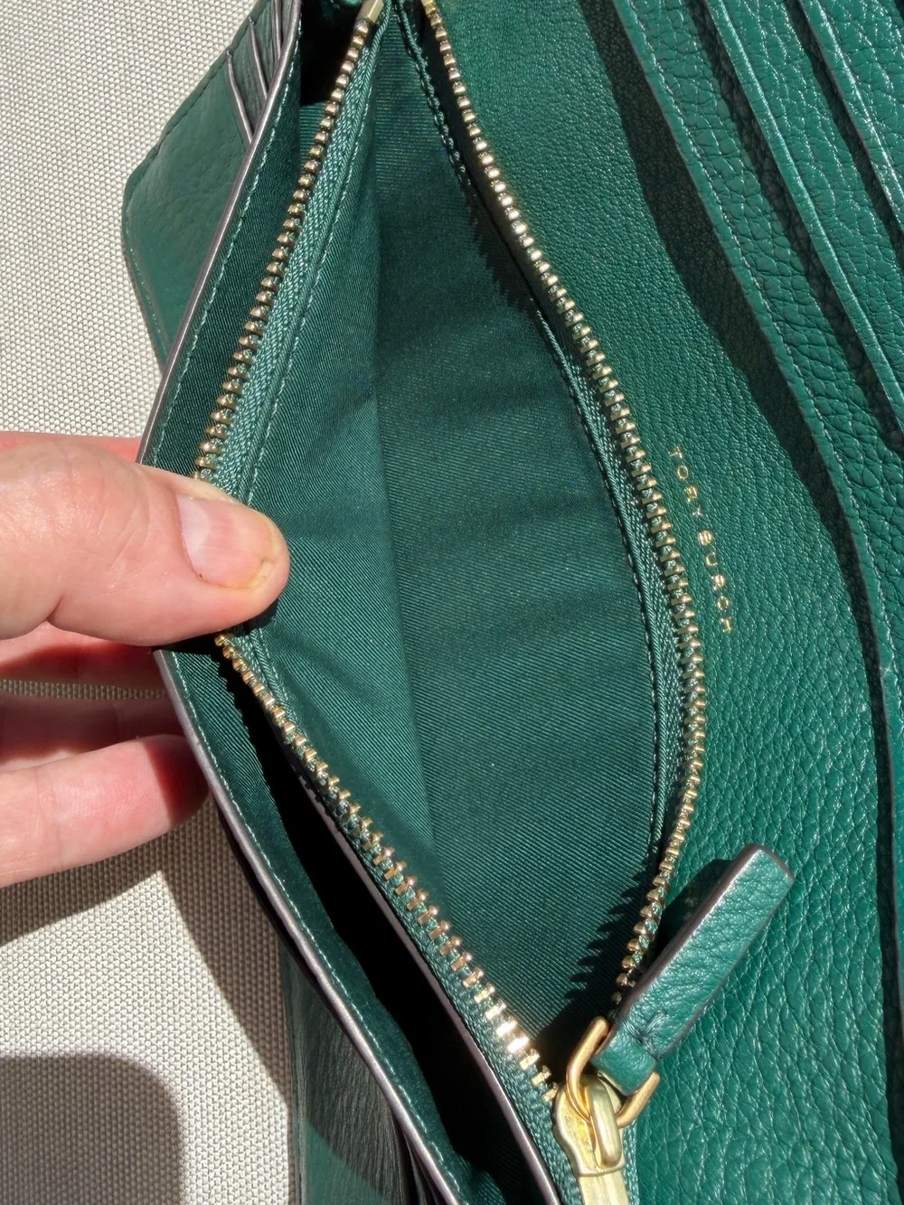 Tory Burch Britten Green Saffiano Leather Wallet on Chain WOC Crossbody Bag